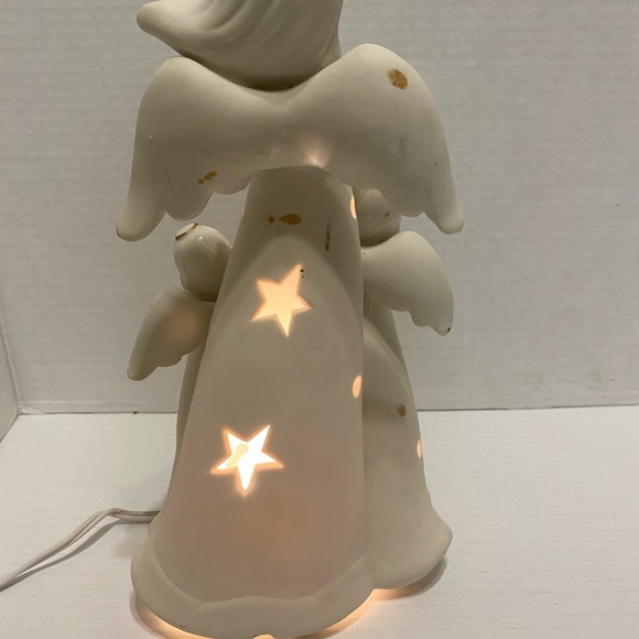 Porcelain Trio of Singing Angels with Night Light - Picture 3 of 5